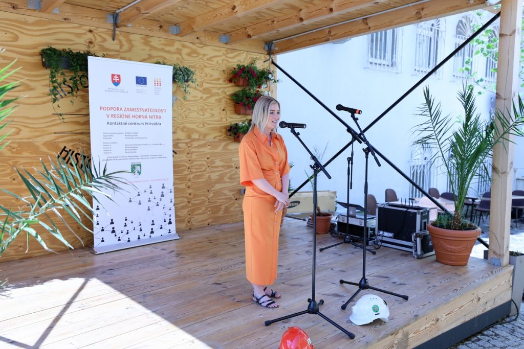 Podujatie zorganizovalo Kontaktné centrum Prievidza v rámci prebiehajúceho projektu Podpora zamestnateľnosti v regióne horná Nitra